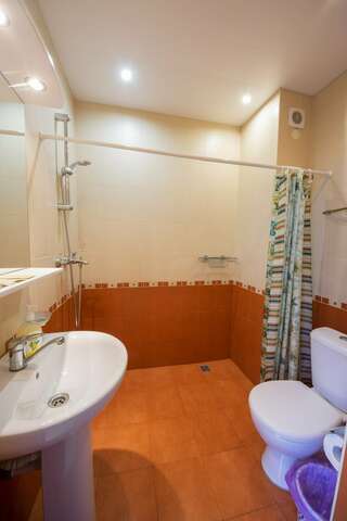 Гостиница Аледо Сочи Двухместный номер эконом-класса с 1 кроватью или 2 отдельными кроватями-8