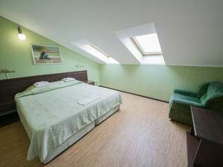 Гостиница Аледо Сочи Двухместный номер Делюкс с 1 кроватью или 2 отдельными кроватями и балконом-5