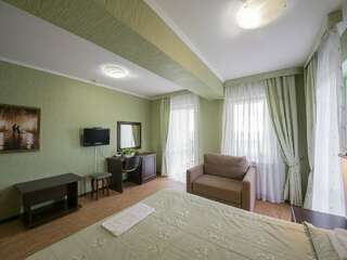 Гостиница Аледо Сочи Двухместный номер Делюкс с 1 кроватью или 2 отдельными кроватями, вид на море-2