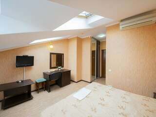 Гостиница Аледо Сочи Двухместный номер с 1 кроватью или 2 отдельными кроватями-7